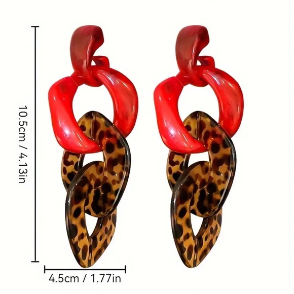 Acrylic Chain Leopard Print Statement Earrings Earrings - Picture 3 of 3